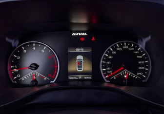 Подержанный автомобиль Haval Jolion 2022 года (16 фото)