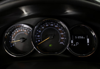 Подержанный автомобиль Renault Sandero 2020 года (9 фото)