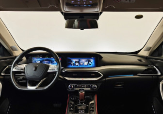 Подержанный автомобиль FAW Bestune T77 2022 года (10 фото)