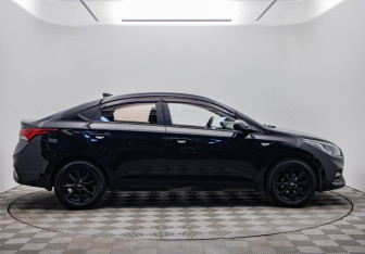 Подержанный автомобиль Hyundai Solaris Sedan 2017 года (6 фото)