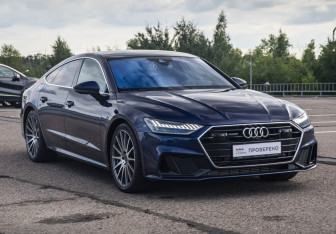 Подержанный автомобиль Audi A7 2020 года (3 фото)