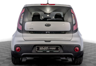 Подержанный автомобиль Kia Soul 2019 года (6 фото)