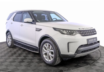 Подержанный автомобиль Land Rover Discovery 2018 года (3 фото)