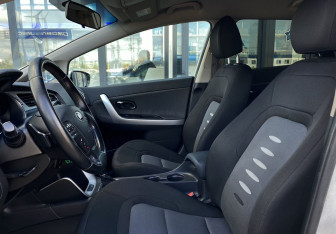 Подержанный автомобиль Kia Ceed Wagon 2014 года (19 фото)