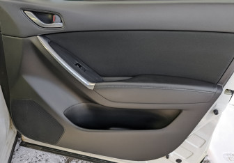 Подержанный автомобиль Mazda CX-5 2015 года (24 фото)