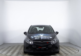 Подержанный автомобиль Opel Corsa OPC 2008 года (2 фото)
