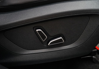 Подержанный автомобиль Changan UNI-S 2024 года (15 фото)