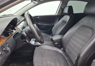 Подержанный автомобиль Volkswagen Passat Sedan 2008 года (10 фото)