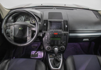 Подержанный автомобиль Land Rover Freelander 2007 года (13 фото)