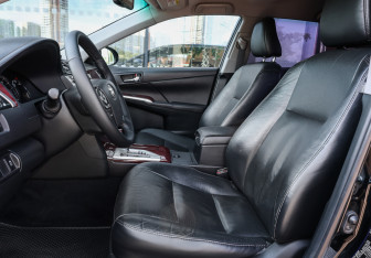Подержанный автомобиль Toyota Camry Sedan 2014 года (15 фото)