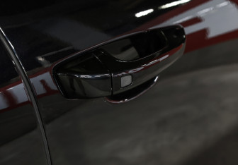 Подержанный автомобиль Porsche Cayenne 2015 года (24 фото)