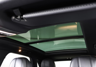 Подержанный автомобиль Bentley Bentayga 2016 года (24 фото)