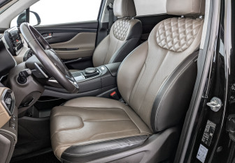 Подержанный автомобиль Hyundai Santa Fe 2022 года (20 фото)