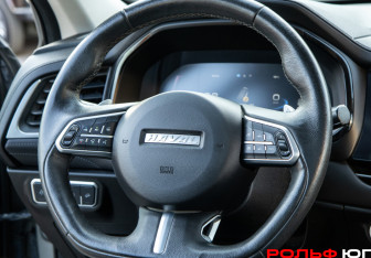 Подержанный автомобиль Haval F7 2020 года (11 фото)