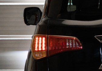 Подержанный автомобиль Infiniti QX56 2012 года (39 фото)