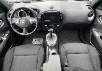Подержанный автомобиль Nissan Juke 2011 года (10 фото)
