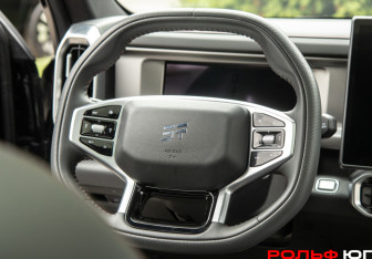 Подержанный автомобиль Jetour T2 2024 года (11 фото)