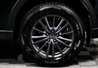 Подержанный автомобиль Mazda CX-5 2021 года (8 фото)