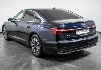 Подержанный автомобиль Audi A6 Sedan 2021 года (7 фото)