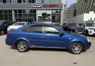 Подержанный автомобиль Chevrolet Lacetti Sedan 2008 года (4 фото)