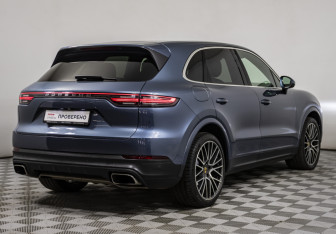 Подержанный автомобиль Porsche Cayenne 2018 года (6 фото)