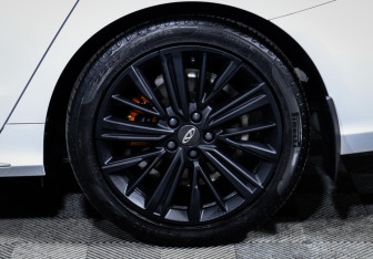 Подержанный автомобиль Chery Arrizo 8 2023 года (15 фото)