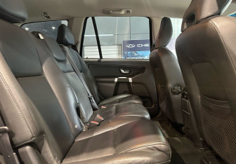 Подержанный автомобиль Volvo XC90 2010 года (11 фото)