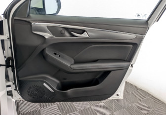 Подержанный автомобиль Haval Jolion 2023 года (24 фото)