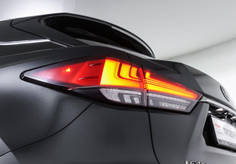 Подержанный автомобиль Lexus RX 2020 года (22 фото)