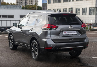 Подержанный автомобиль Nissan X-Trail 2020 года (7 фото)