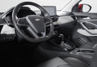 Подержанный автомобиль Chevrolet Captiva 2022 года (14 фото)