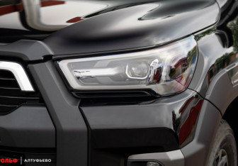 Новый Toyota Hilux 2025 (18 фото)
