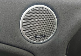 Подержанный автомобиль Land Rover Range Rover Evoque 2016 года (21 фото)