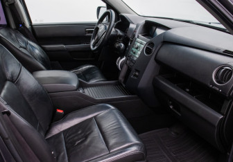 Подержанный автомобиль Honda Pilot 2011 года (9 фото)