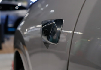 Подержанный автомобиль LiXiang L6 2024 года (27 фото)