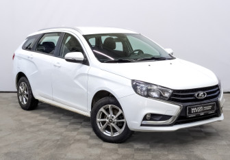 Подержанный автомобиль LADA (ВАЗ) Vesta Wagon 2021 года (3 фото)