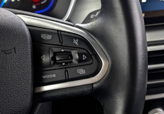 Подержанный автомобиль Geely Coolray 2022 года (29 фото)