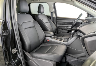 Подержанный автомобиль Ford Kuga 2019 года (23 фото)