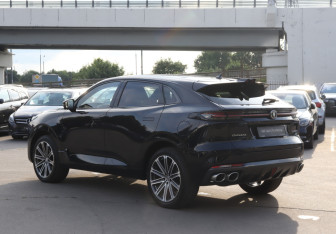 Подержанный автомобиль Changan UNI-K 2024 года (7 фото)