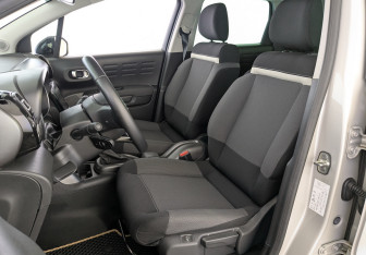 Подержанный автомобиль Citroen C3 Aircross 2020 года (18 фото)