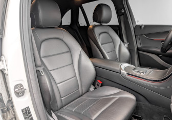 Подержанный автомобиль Mercedes-Benz GLC Coupe 2020 года (22 фото)