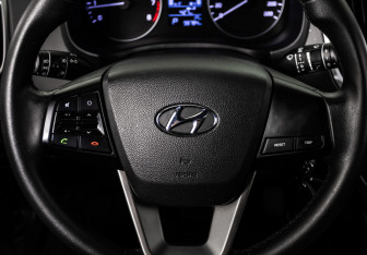 Подержанный автомобиль Hyundai Creta 2021 года (17 фото)