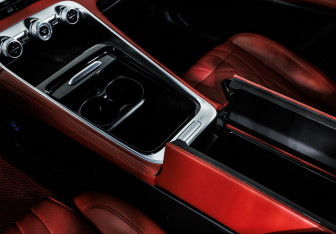 Подержанный автомобиль Exeed RX 2023 года (23 фото)