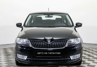 Подержанный автомобиль Skoda Rapid Liftback 2016 года (2 фото)