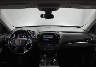 Подержанный автомобиль Chevrolet Traverse 2018 года (9 фото)