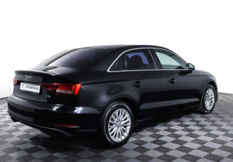 Подержанный автомобиль Audi A3 Sedan 2016 года (5 фото)