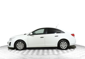 Подержанный автомобиль Chevrolet Cruze Sedan 2014 года (8 фото)