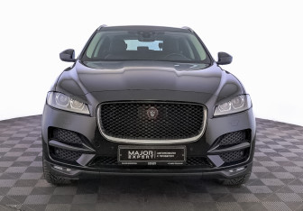 Подержанный автомобиль Jaguar F-Pace 2020 года (2 фото)