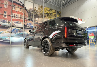 Новый Land Rover Range Rover 2025 (6 фото)