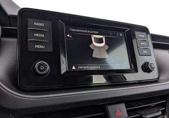 Подержанный автомобиль Skoda Rapid Liftback 2022 года (26 фото)